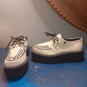 T.U.K creepers